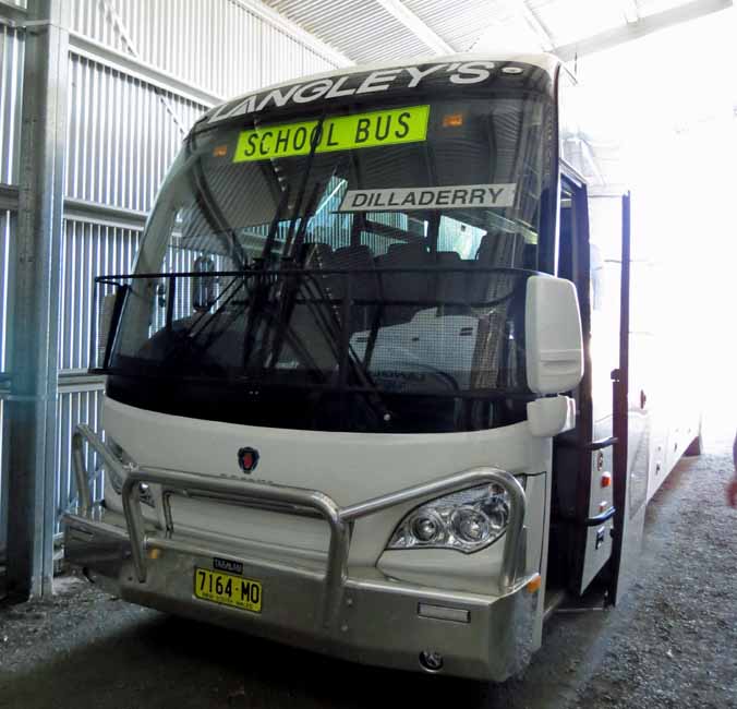 Langleys Scania K280IB Higer A30 7164MO